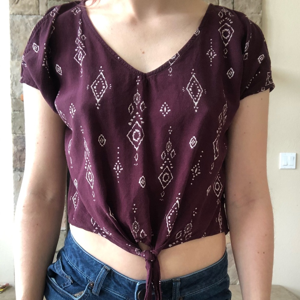 Plum Short Sleeve Tie-Front Crop Top